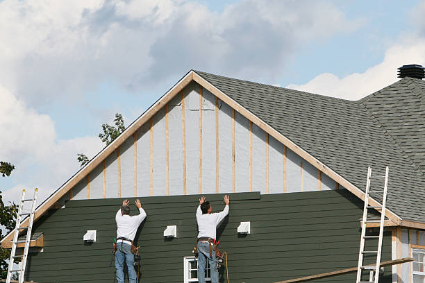 Professional Siding Replacement technician working in Newark, OH